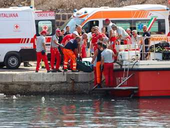 Ιταλία: Το πολυτελές γιοτ Bayesian που βυθίστηκε στη Σικελία ανετράπη από ακραίους ανέμους