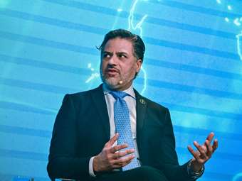 Joshua Volz (Απεσταλμένος ΗΠΑ): Θέλουμε ο Κάθετος Διάδρομος να περάσει από τις σταγόνες στην πλημμύρα φυσικού αερίου