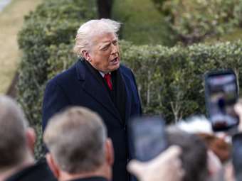 Τραμπ: Επιπλέον δασμοί 10% (+15% από τον Ιούνιο) σε 8 ευρωπαϊκές χώρες που διαφωνούν με ΗΠΑ για Γροιλανδία - "Πάγωμα" της διμερούς εμπορικής συμφωνίας ετοιμάζει η ΕΕ