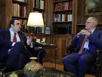 Συνάντηση Κων. Τασούλα - Κυρ. Πιερρακάκη στο Προεδρικό Μέγαρο