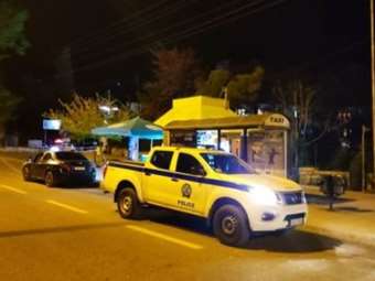 Ιωάννινα: Αιματηρή συμπλοκή δεκάδων ατόμων έξω από σχολείο - Τραυματίες και προσαγωγές