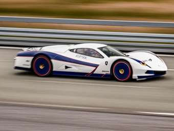 Αυτό είναι το πιο γρήγορο ηλεκτρικό αυτοκίνητο στον κόσμο-δείτε τι ταχύτητα έπιασε (video)