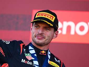 Ο Verstappen λέει ότι "τα προσθιοκίνητα αυτοκίνητα είναι βαρετά" (video)