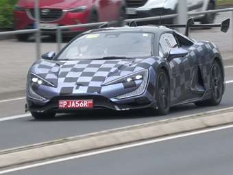 Το supercar "φονιάς της Ferrari" από την BYD μπήκε στο Nurburgring