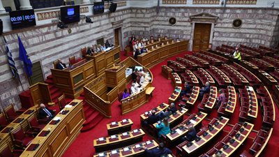 Ν/σ υπ. Υγείας: Eπέκταση της δυνατότητας ιδιωτικού έργου σε γιατρούς του ΕΣΥ και παρακολούθηση της φαρμακευτικής δαπάνης