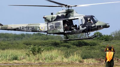 Βενεζουέλα: Ο στρατός κατέστρεψε δύο στρατόπεδα "Κολομβιανών ναρκοτρομοκρατών"