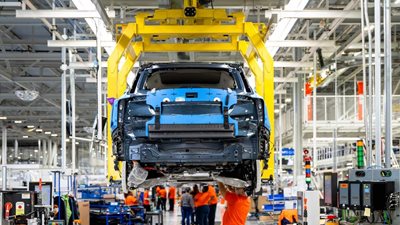 Γερμανία: Σε ιστορικά χαμηλά η απασχόληση στην αυτοκινητοβιομηχανία-χιλιάδες απολύσεις