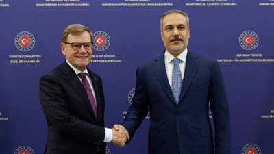 Στενότερη αμυντική συνεργασία της ΕΕ με την Τουρκία ζήτησε ο Γερμανός ΥΠΕΞ Βάντεφουλ