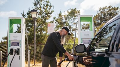 Πόσα ηλεκτρικά αυτοκίνητα πουλήθηκαν παγκοσμίως τον Σεπτέμβριο-δείτε το απίστευτο νέο ρεκόρ