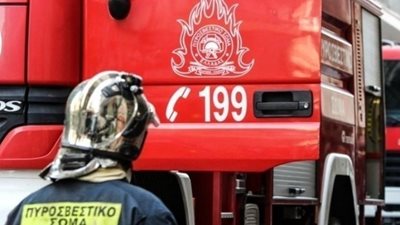 Θεσσαλονίκη: Πυρκαγιά σε διαμέρισμα στην οδό Αγίων Πάντων - Δύο άτομα στο νοσοκομείο