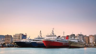 Ανθεκτική στα λειτουργικά κόστη η ελληνική ακτοπλοΐα - Σταθερά τα ακτοπλοϊκά εισιτήρια φέτος