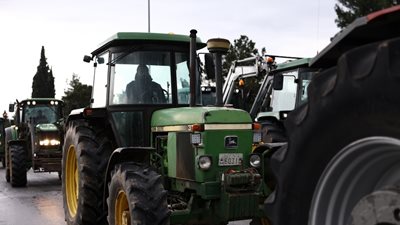 Η ΕΛΑΣ διαψεύδει δημιοσεύματα για χρήση "πλαστικών σφαιρών" κατά αγροτών στην Κρήτη