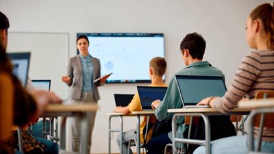 Υπ. Παιδείας: Παρακολουθούνται οι ανάγκες των σχολείων – Διευκρινίσεις για τον αριθμό των εκπαιδευτικών