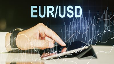 Ενισχύεται κατά 0,19% το ευρώ στα 1,1682 δολάρια