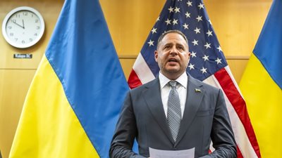 Η παραίτηση Γέρμακ ίσως είναι η αρχή του τέλους του Ζελένσκι