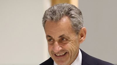 Εκτός φυλακής από σήμερα ο Νικολά Σαρκοζί - Θα τεθεί υπό δικαστική επιτήρηση