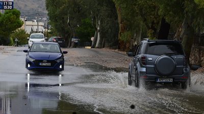 Επιμένει και το Σάββατο η κακοκαιρία Byron - Πού θα "χτυπήσει" τις επόμενες ώρες