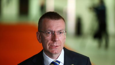 Λετονία: Ο πρόεδρος δεν υπέγραψε τον νόμο για αποχώρηση από τη Σύμβαση για την καταπολέμηση της βίας κατά των γυναικών