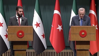 Αν. Μεσόγειος: Η Συρία του Αλ Σαράα μοναδική ελπίδα του Ερντογάν μετά τη συμφωνία Κύπρου -  Λιβάνου