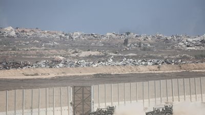 Το Ισραήλ επιτρέπει σε ομάδες του Ερυθρού Σταυρού και της Αιγύπτου να εισέλθουν στη Γάζα