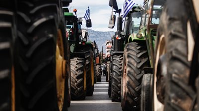 Αγροτικά μπλόκα: Άνοιξε το τελωνείο στους Ευζώνους μετά από τέσσερις ώρες αποκλεισμού