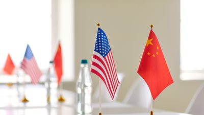 Η Κίνα ανέστειλε τις απαγορεύσεις στις εξαγωγές σπάνιων γαιών προς τις ΗΠΑ για ένα χρόνο