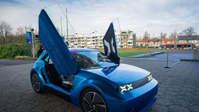 Φοιτητές έφτιαξαν ηλεκτρικό αυτοκίνητο που δεν θα χαλάσει ποτέ