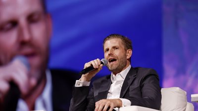 Crypto-πλήγμα για την οικογένεια Τραμπ: Βουτιά 51% σε 26 λεπτά και $1 δισ. χαμένο εντός 2 μηνών