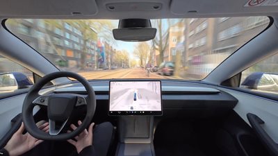 Ο Elon Musk προαναγγέλλει απίθανες δυνατότητες στην επόμενη έκδοση του FSD