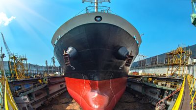 Νέος κύκλος για την ελληνική ναυπηγική βιομηχανία – Το μήνυμα από το συνέδριο του "Κόμβου"