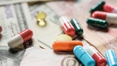 Πρωταθλήτρια η Ελλάδα στις συνταγές αντιβιοτικών, ουραγός στους προληπτικούς ελέγχους