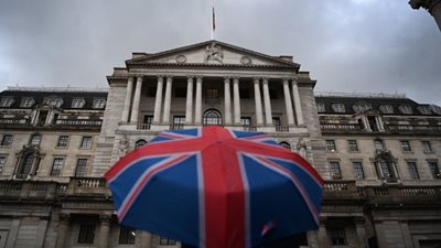 Μεγάλη Βρετανία: Βροχή ενός μήνα αναμένεται μέσα σε ένα 24ωρο