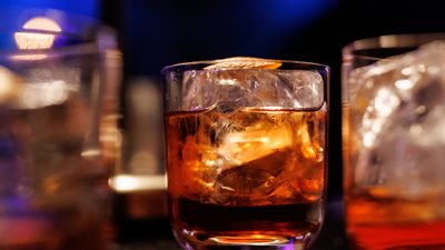 Θεσσαλονίκη: Υπό την επήρεια αλκοόλ δύο δεκατετράχρονες στην Καλαμαριά - Στο νοσοκομείο η μία