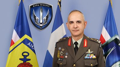 Σύνοδος της Στρατιωτικής Επιτροπής της ΕΕ στις Βρυξέλλες - Ο αρχηγός ΓΕΕΘΑ συναντήθηκε με τον Γάλλο ομόλογό του