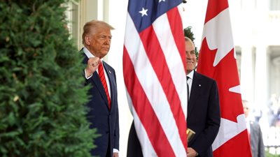 Τραμπ: "Πολύ καλή συζήτηση" με τον Κάρνεϊ