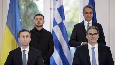 Politico: Η Ελλάδα υιοθετεί την ενεργειακή ατζέντα των ΗΠΑ - Πρώτη στην ΕΕ που συμμετέχει ενεργά στην αντικατάσταση του ρωσικού αερίου με LNG