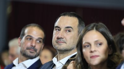 Προς διάσπαση η Νέα Αριστερά: Ο Αλέξης Χαρίτσης ζητά να μιλήσει η βάση