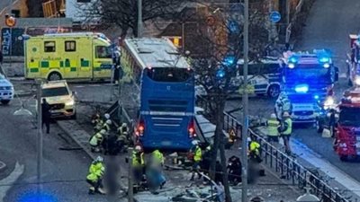 Στοκχόλμη: Ταυτοποιήθηκαν οι τρεις γυναίκες που παρασύρθηκαν και σκοτώθηκαν από λεωφορείο