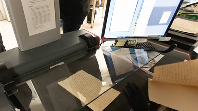 Σε εξέλιξη η ψηφιοποίηση 1,2 δισ. σελίδων των Αρχείων του Κράτους - Πώς θα βοηθήσει τη δημόσια διοίκηση