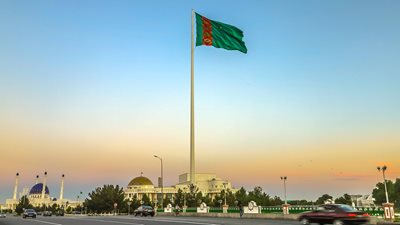 Τουρκμενιστάν: Πούτιν, Ερντογάν και Πεζεσκιάν μεταβαίνουν σε μια από τις πιο μυστηριώδεις χώρες του κόσμου