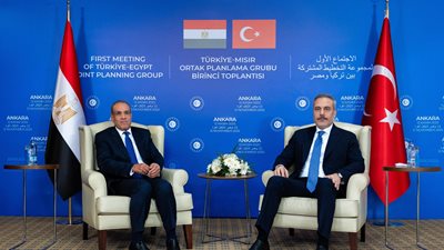 Συνάντηση των υπουργών Εξωτερικών Αιγύπτου και Τουρκίας στην Άγκυρα