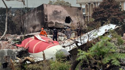 Ινδοί και Αμερικανοί εμπειρογνώμονες θα συναντηθούν για την ανάλυση στοιχείων της πτώσης του αεροσκάφους της Air India