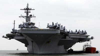 Ο Τραμπ στοχοθετεί Κολομβία, Βενεζουέλα - Φτάνει στην Καραϊβική το αεροπλανοφόρο  Gerald Ford