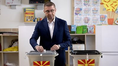 Βόρεια Μακεδονία: Νίκη για το VMRO-DPMNE του Μίτσκοσκι και στον β' γύρο των δημοτικών εκλογών