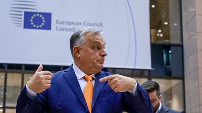 Η Ουγγαρία διαψεύδει ότι εξετάζει την αλλαγή του πολιτεύματος σε προεδρικό ώστε να παραμείνει στην εξουσία ο Όρμπαν