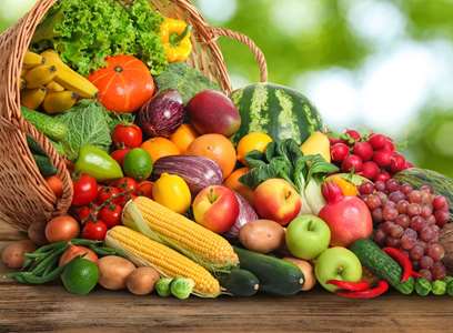 Πώς να τρώμε περισσότερο αλλά να χάνουμε κιλά: Μια νέα έρευνα αποκαλύπτει ποια τρόφιμα να επιλέγουμε