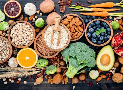 Πώς λειτουργεί η δίαιτα 90-30-50 και γιατί όλο και περισσότεροι την ακολουθούν