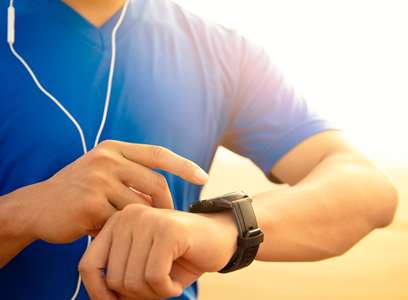 Ο συνδυασμός για να ζήσουμε περισσότερο: Μόλις πέντε επιπλέον λεπτά άσκησης και μείωση του χρόνου που καθόμαστε κατά 30 λεπτά