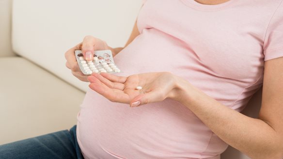 Νέα έρευνα απορρίπτει τους ισχυρισμούς Τραμπ: Δεν προκύπτει σύνδεση της παρακεταμόλης στην εγκυμοσύνη με τον αυτισμό