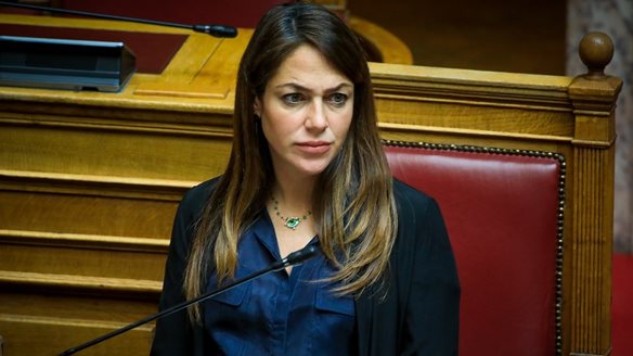 Δ. Μιχαηλίδου: Οι πρωτοβουλίες της κυβέρνησης για το δημογραφικό